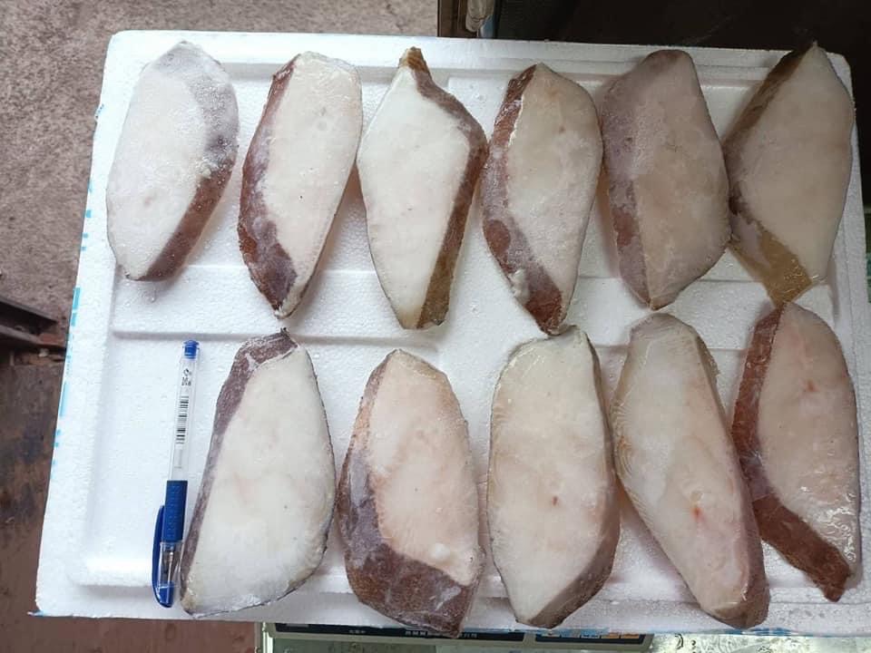 厚切嚴選新鮮格陵蘭鱈魚片 有洞無洞隨機出貨:圖片 2